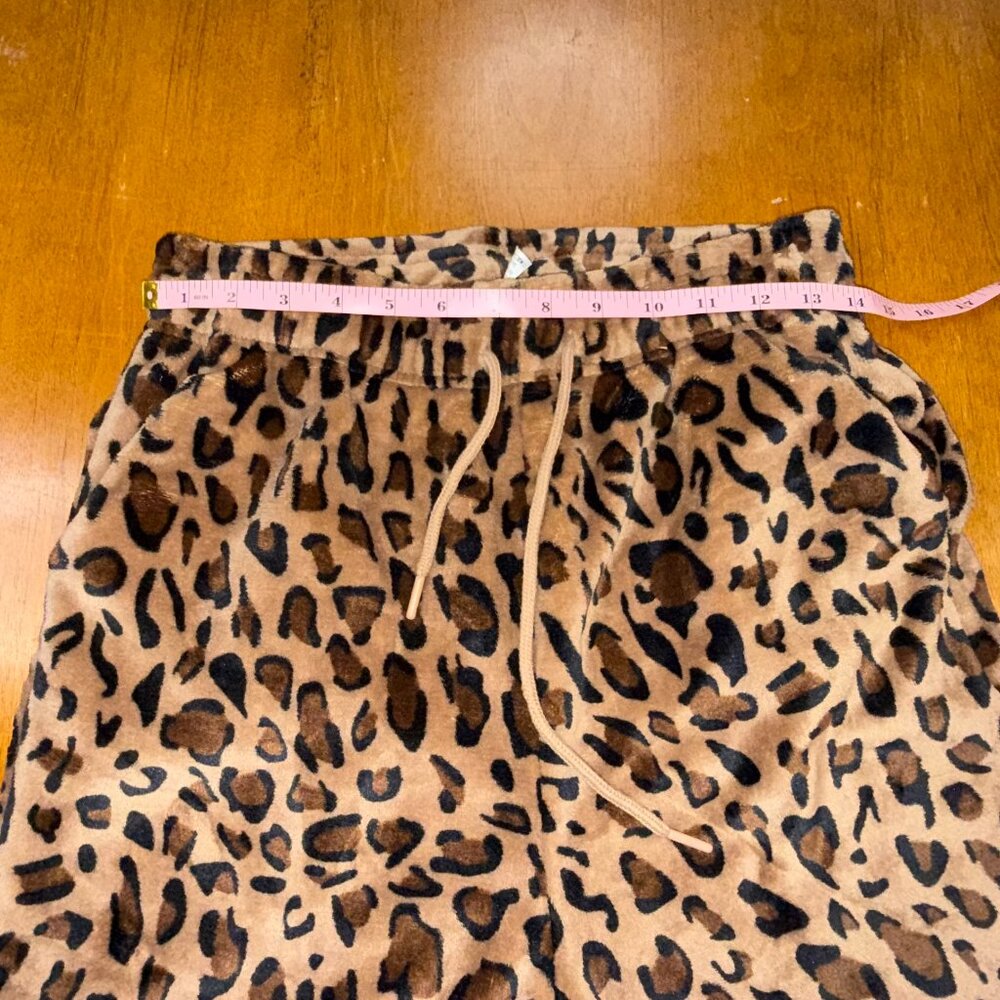 Cozy Leopard Print Pajama Pants – Women’s Size M - Picture 2 of 7